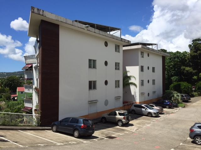 Appartement 3 pièces - 68m² - FORT DE FRANCE