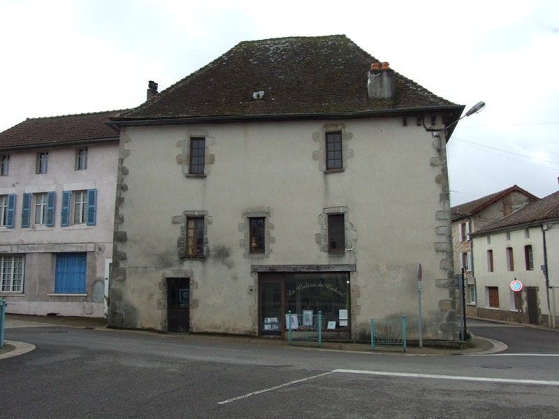 Maison 12 pièces - 400m² - ORADOUR SUR VAYRES