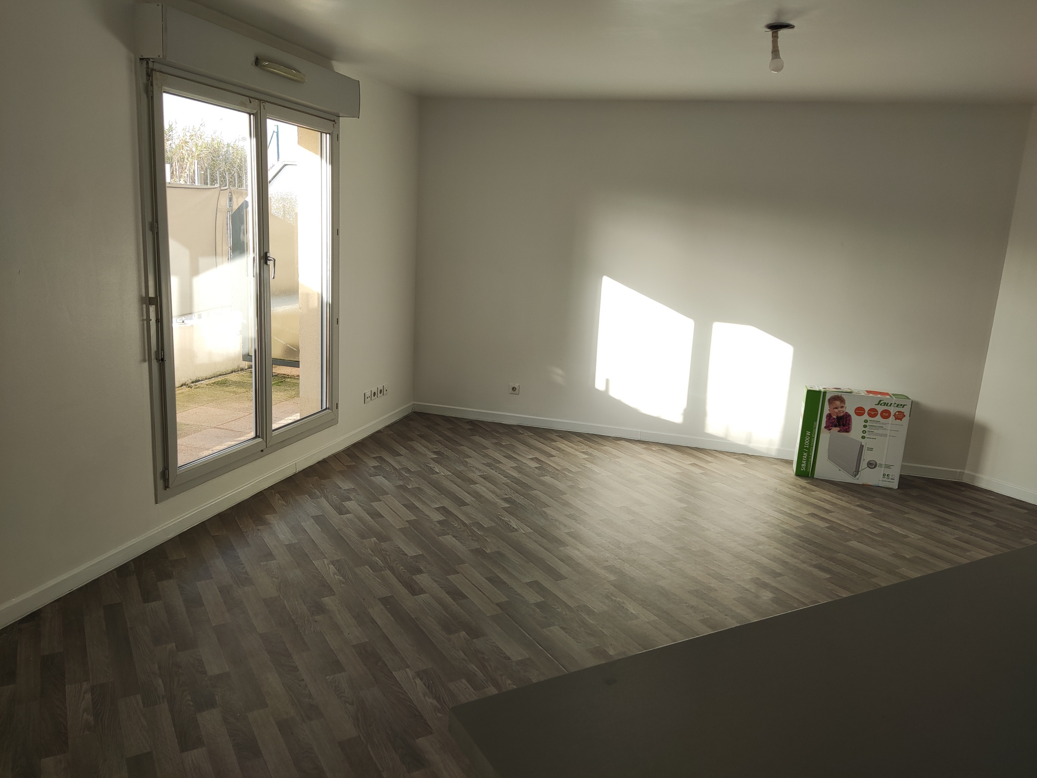 Appartement a louer  - 2 pièce(s) - 48 m2 - Surfyn