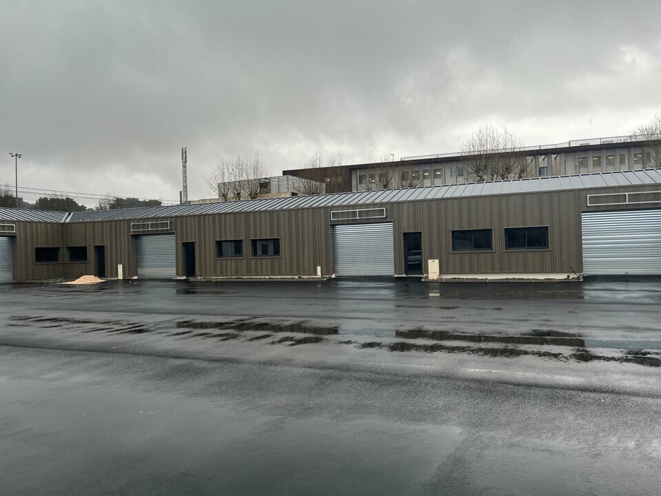 Local industriel  - 933m² - NIMES