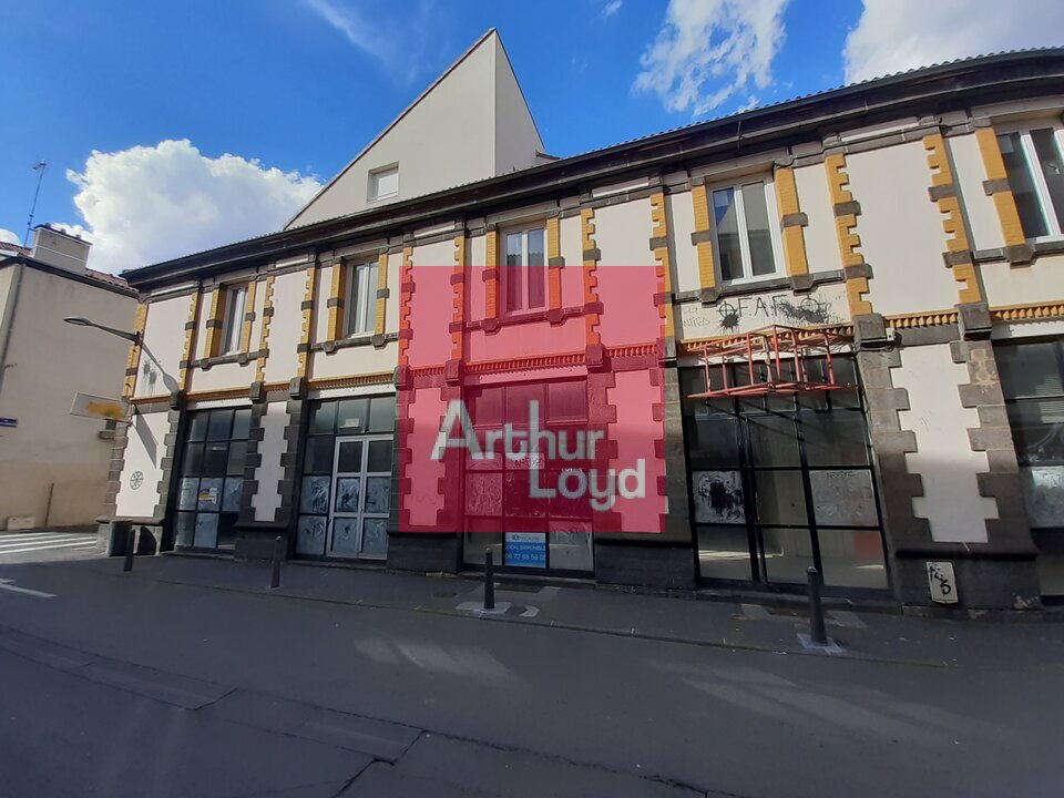 Local commercial  - 310m² - CLERMONT FERRAND