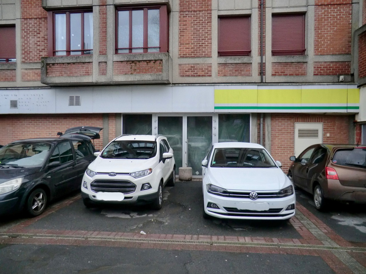 Local commercial  - 450m² - MAUBEUGE