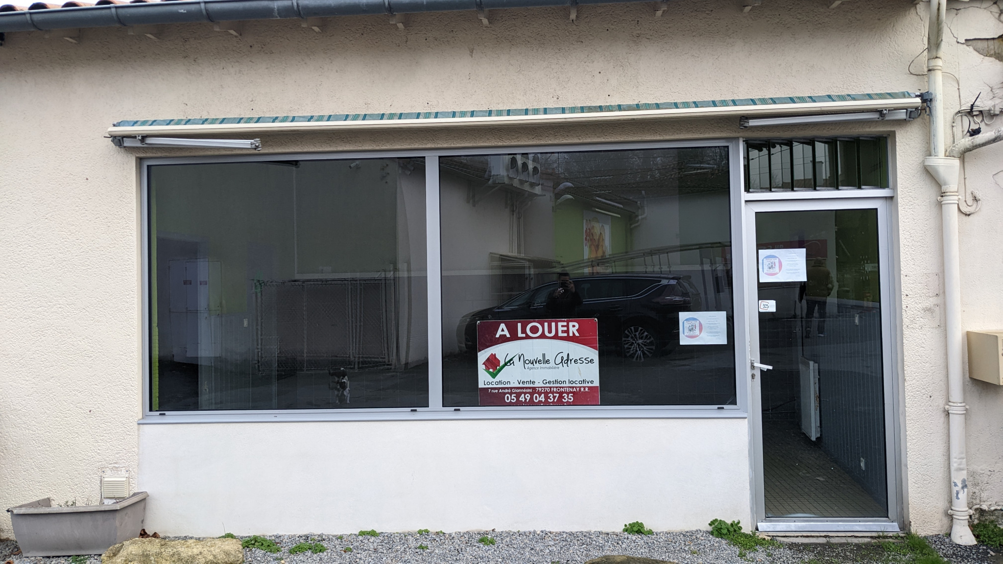 Local commercial  - 25m² - FRONTENAY ROHAN ROHAN