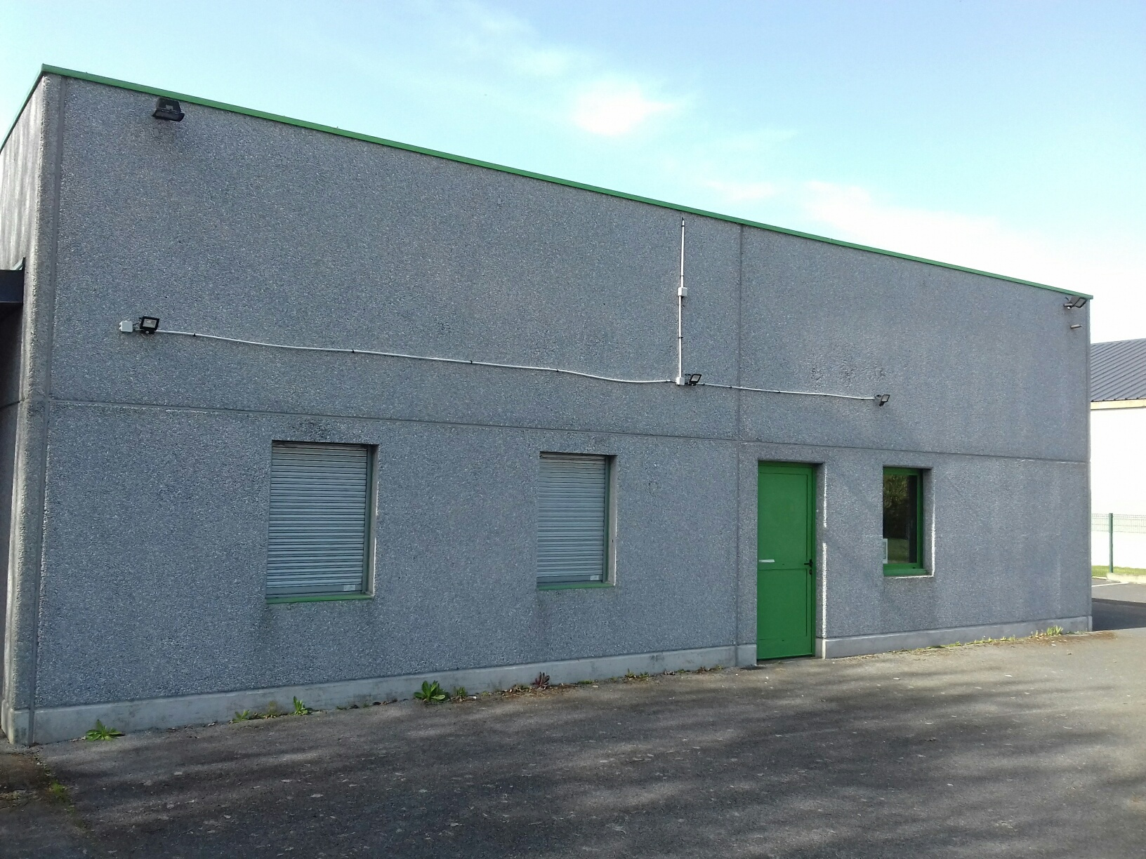 Local Professionnel  - 120m² - ORCHIES