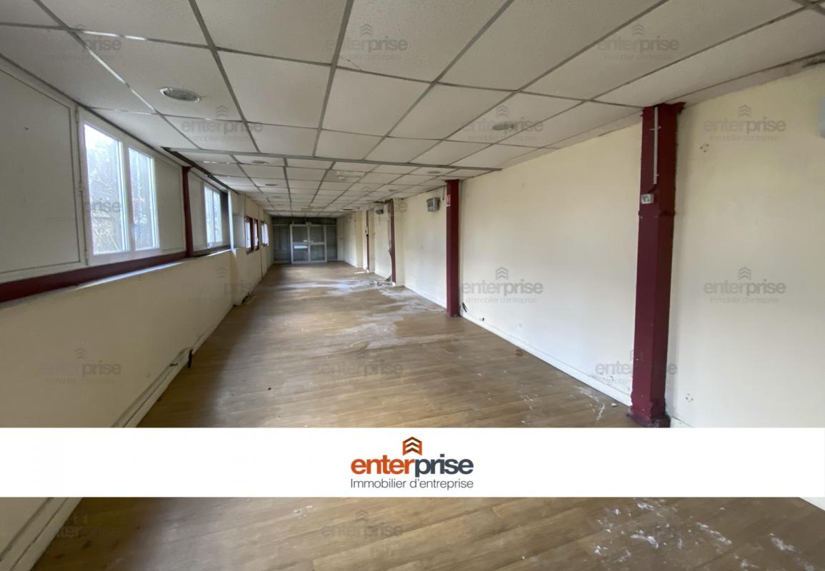 Local commercial  - 149m² - COMPIEGNE