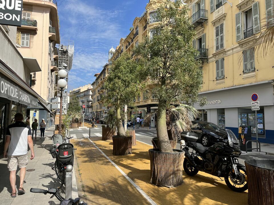 Local commercial  - 63m² - NICE