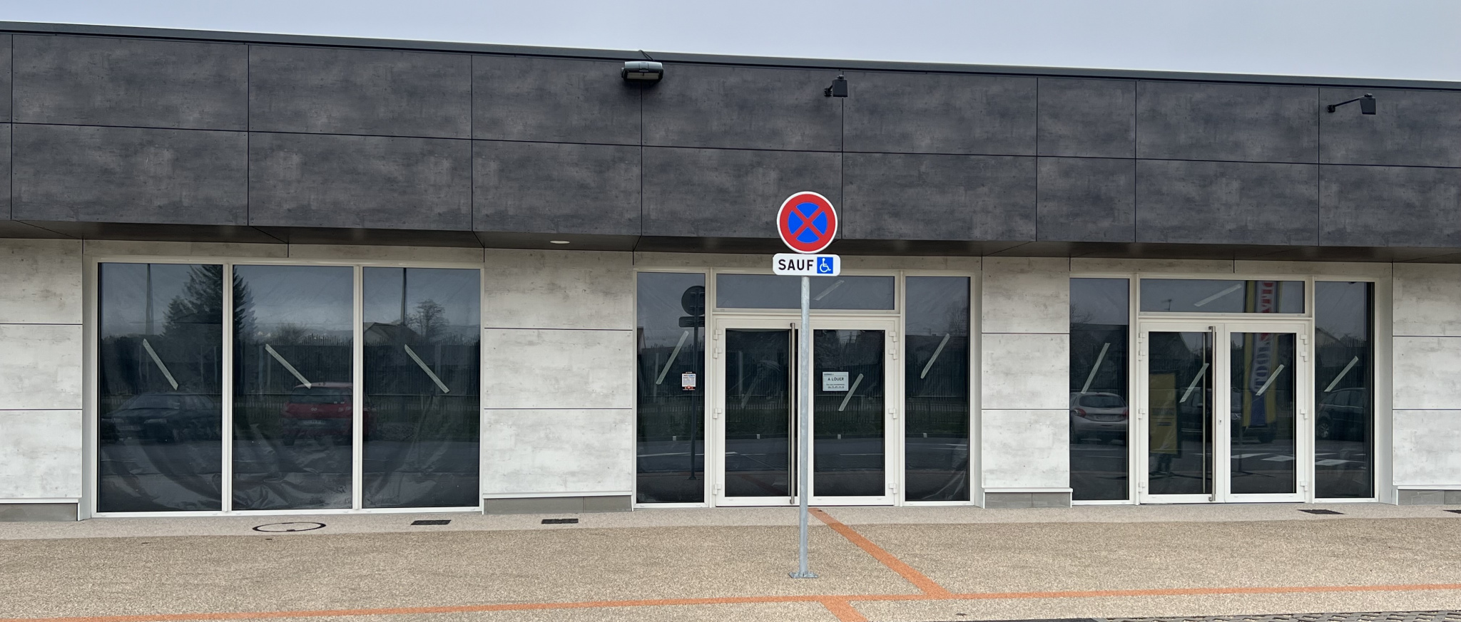 Local commercial  - 256m² - BEAUNE