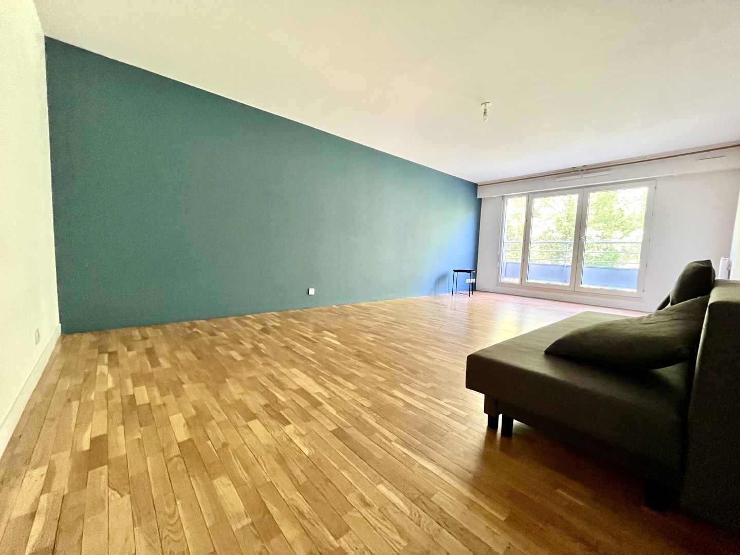 Appartement a louer suresnes - 2 pièce(s) - 58 m2 - Surfyn