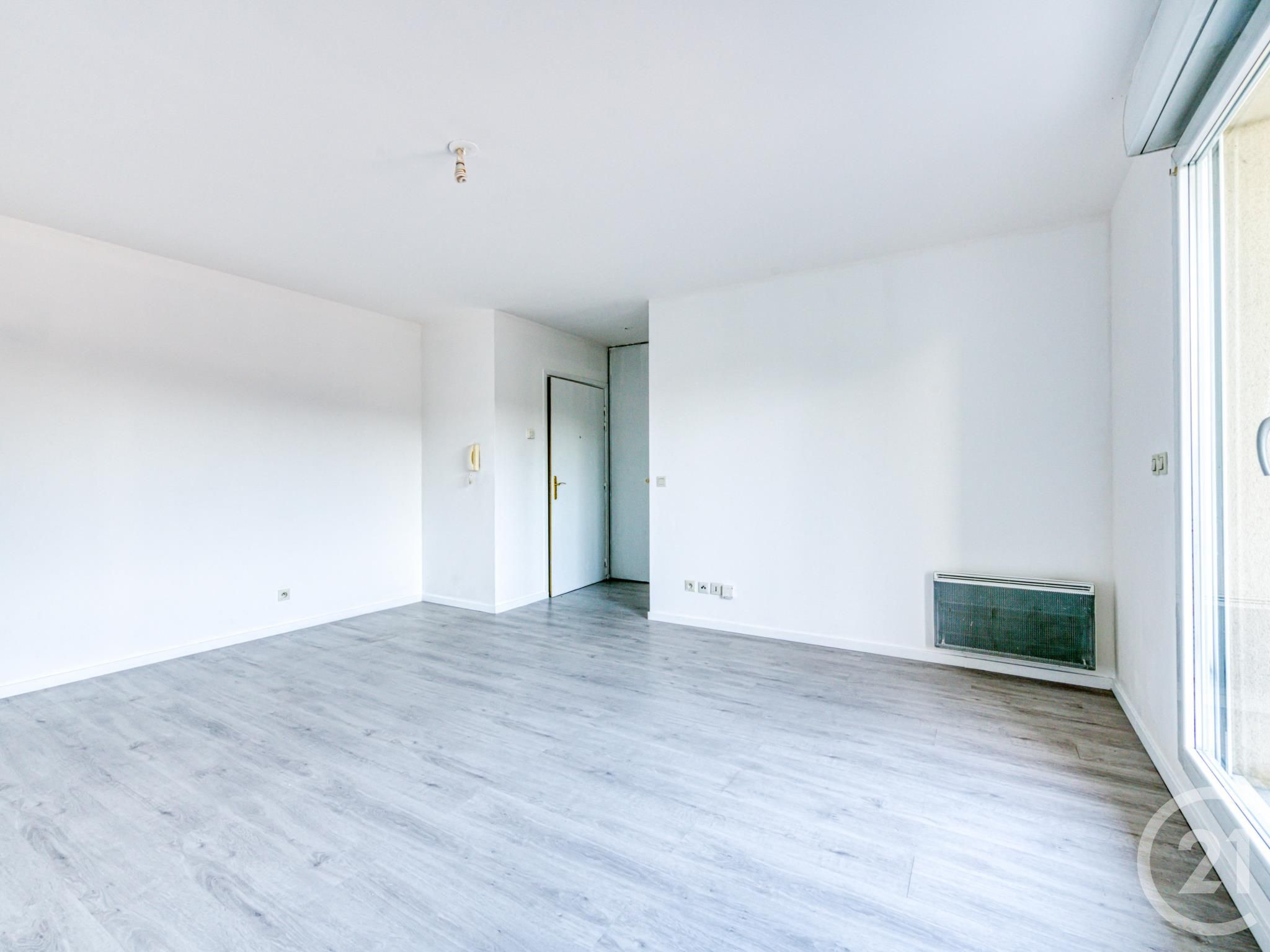 Appartement a louer saint-ouen-l'aumone - 3 pièce(s) - 56 m2 - Surfyn