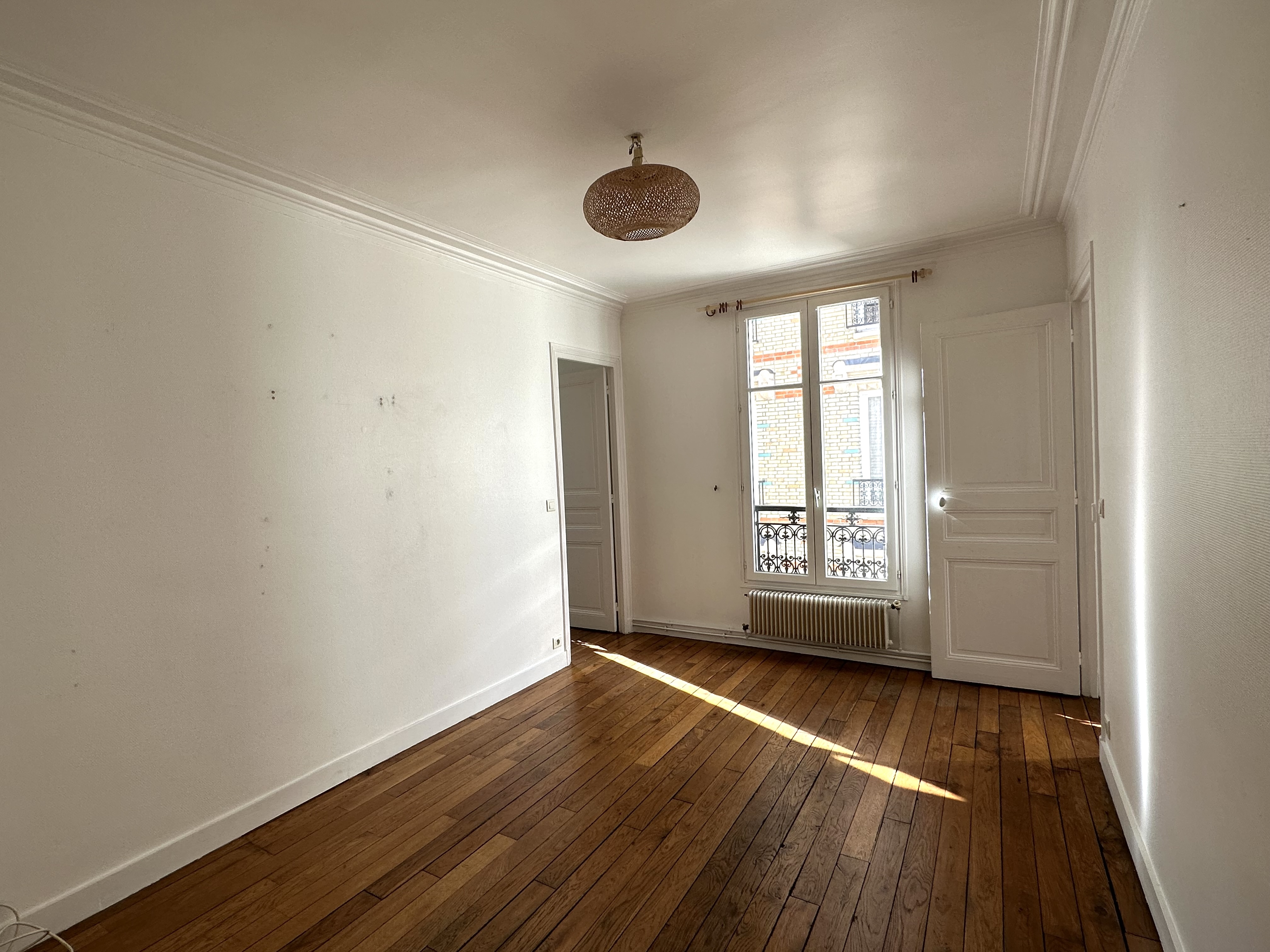 Appartement 3 pièces - 46m² - PARIS  - 18ème