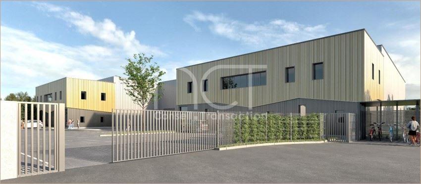 Local industriel  - 3 481m² - CHARNAY LES MACON