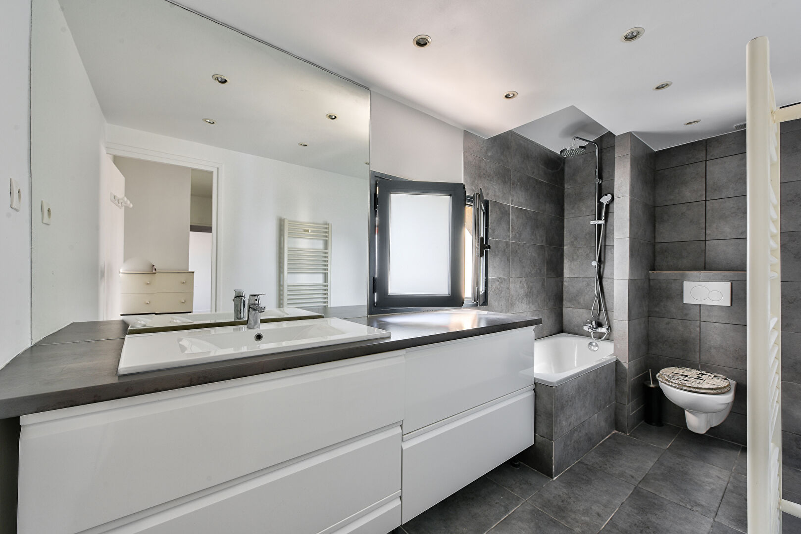 Maison a louer issy-les-moulineaux - 5 pièce(s) - 85 m2 - Surfyn