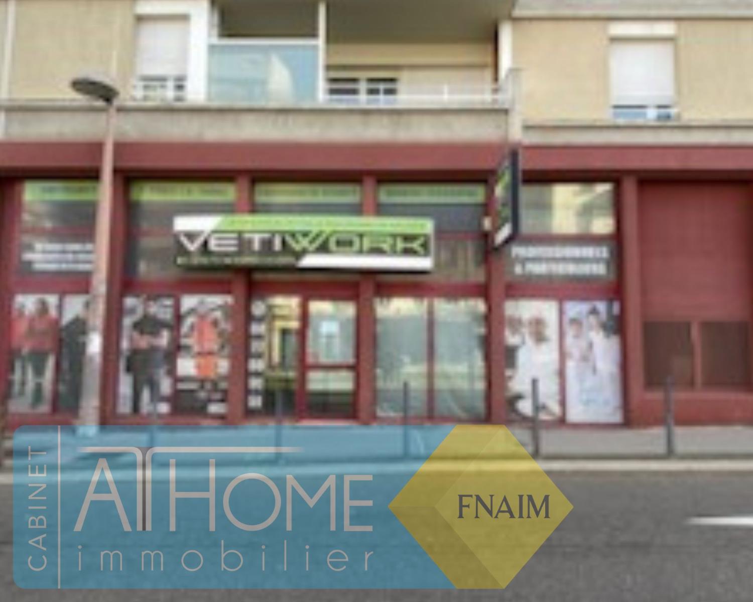 Local commercial  - 165m² - ST ETIENNE