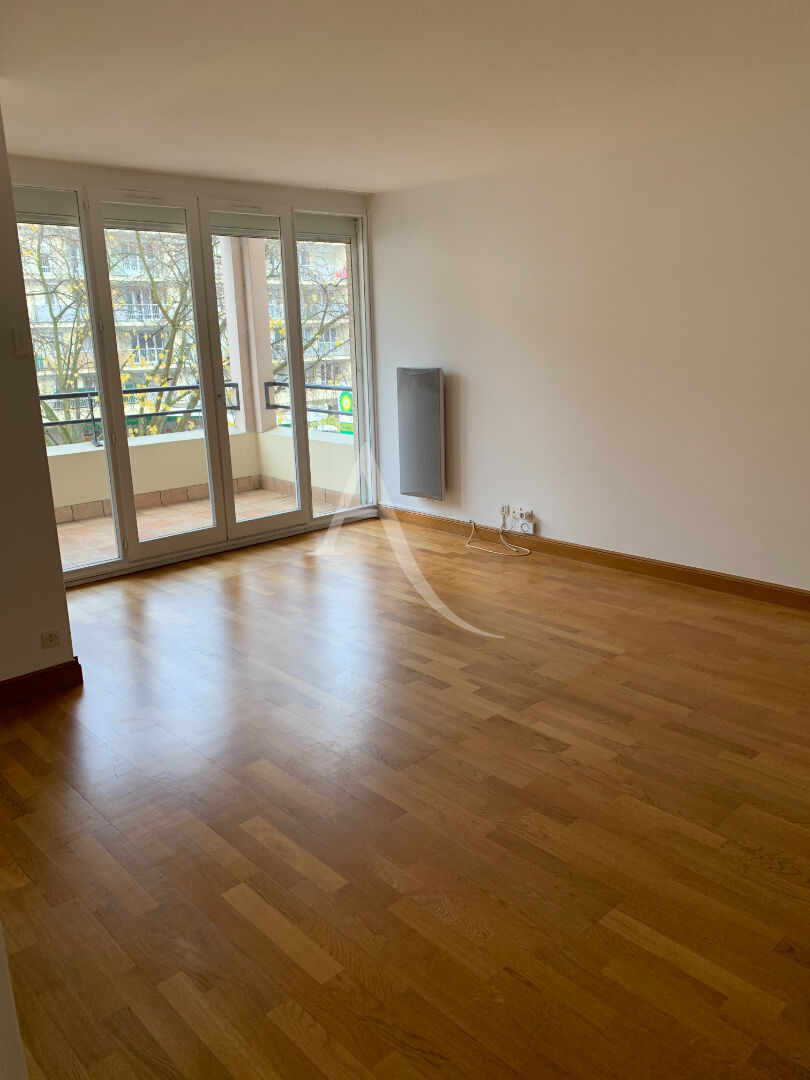 Appartement a vendre  - 3 pièce(s) - 61.65 m2 - Surfyn