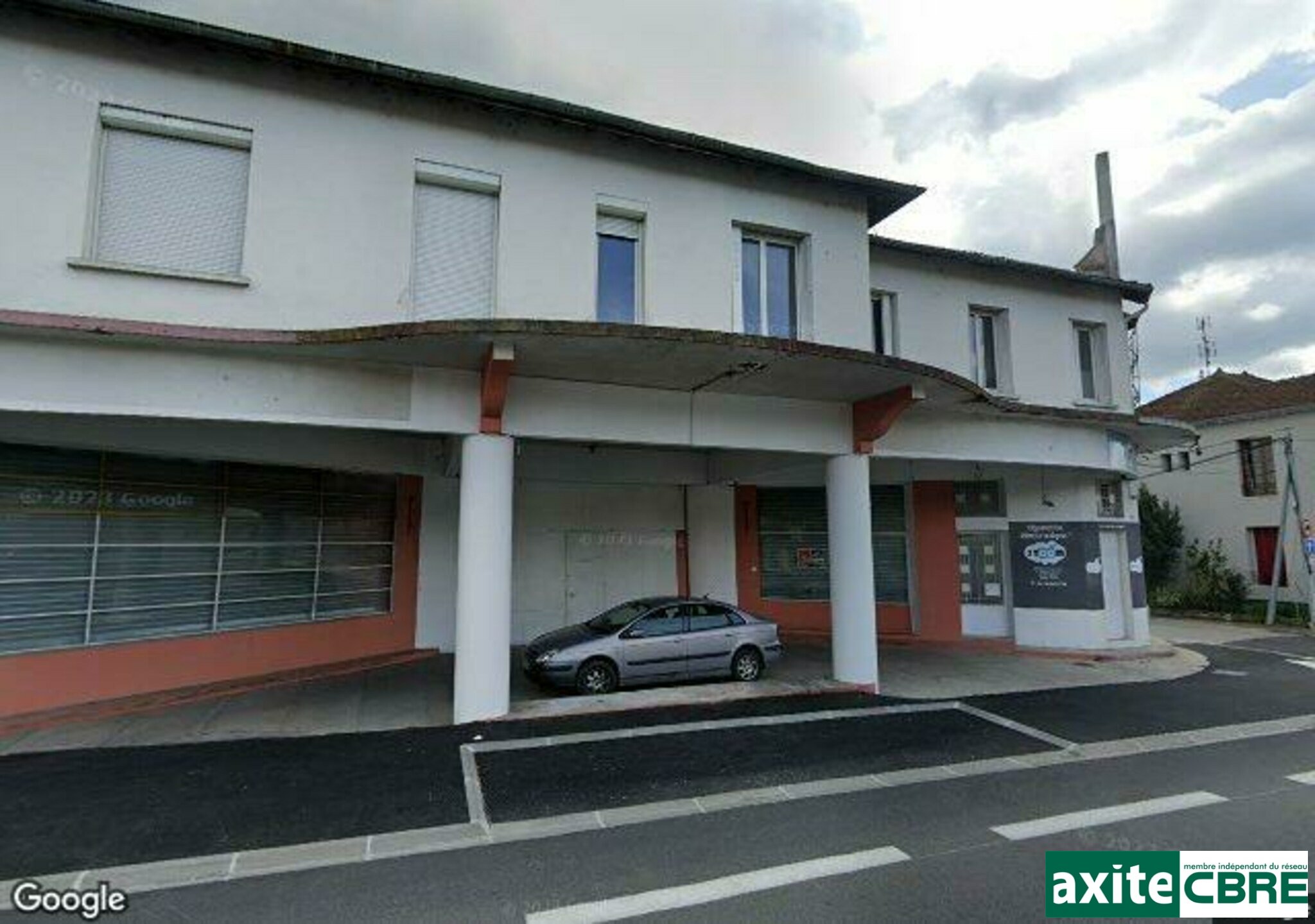 Local commercial  - 600m² - ST MARCELLIN