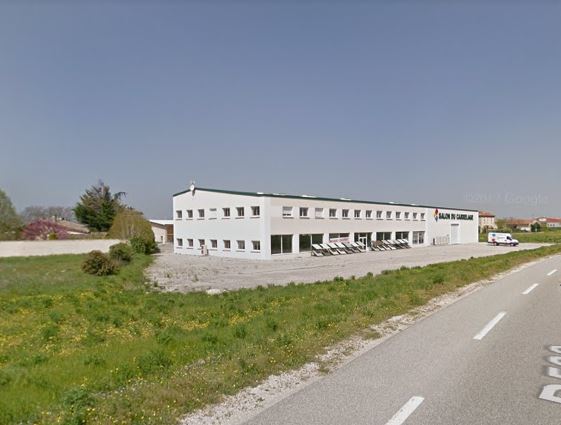Local industriel  - 3 000m² - CHABEUIL