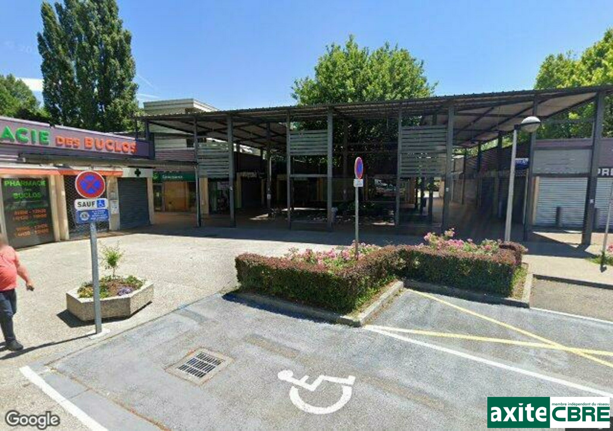 Local commercial  - 230m² - MEYLAN