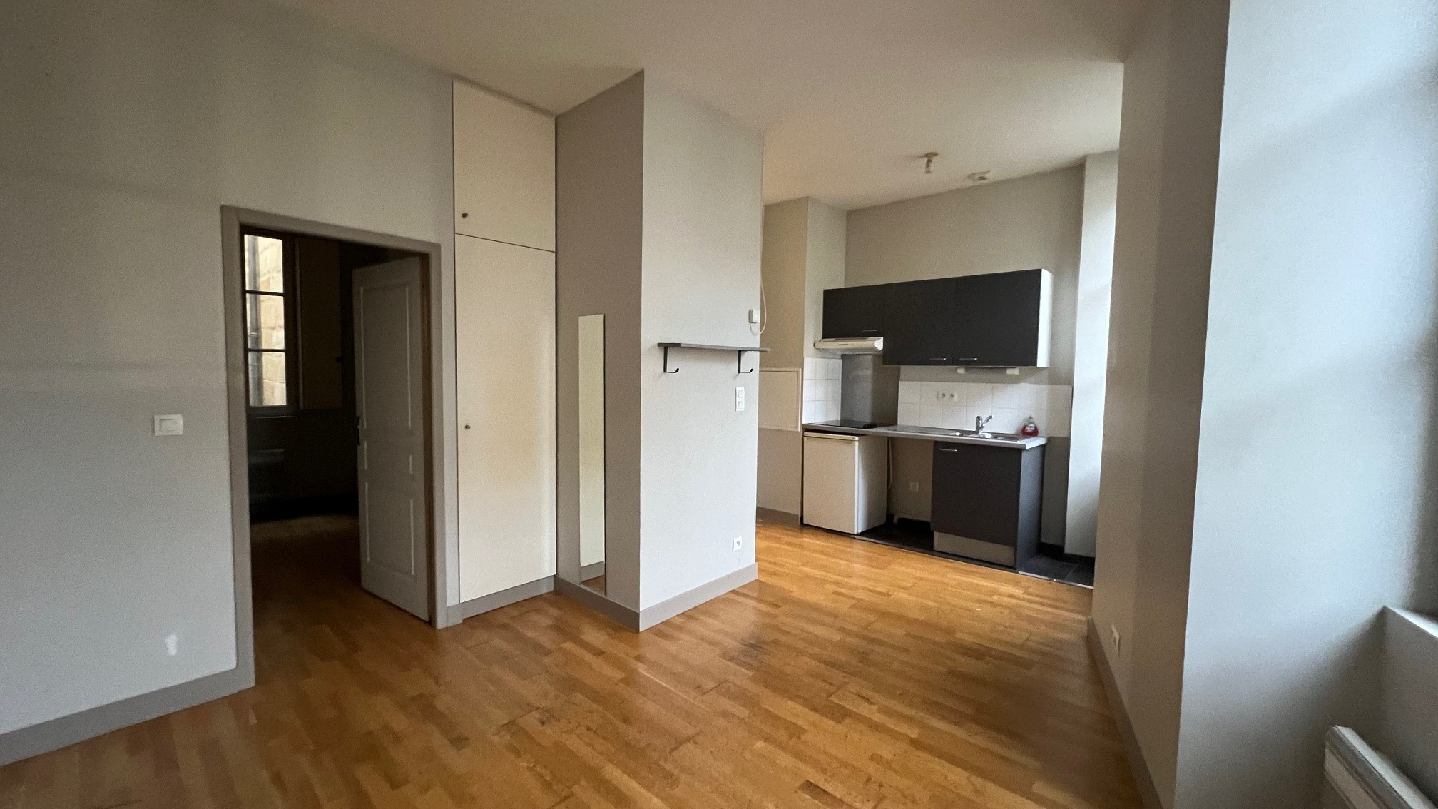 Appartement 2 pièces - 32m² - BORDEAUX