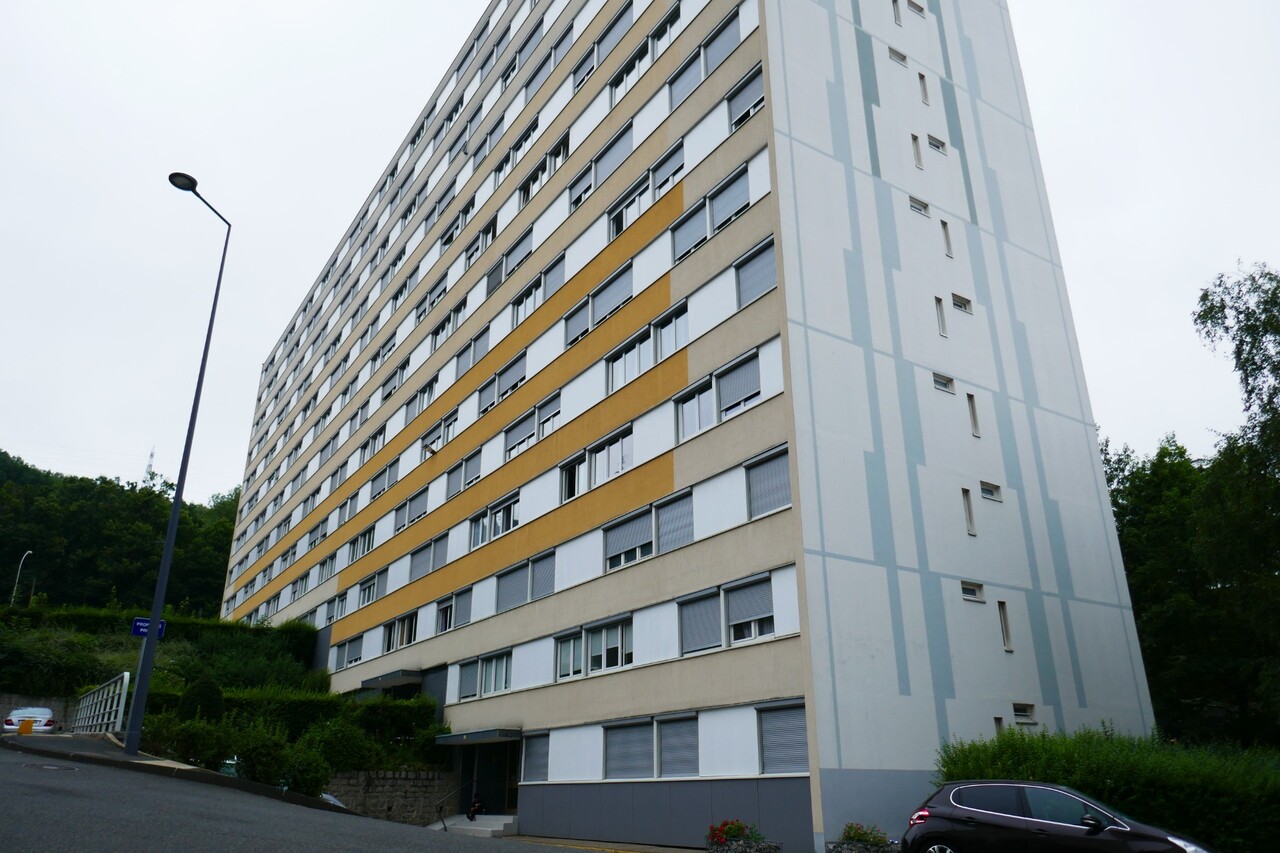Appartement 3 pièces - 70m² - ST ETIENNE