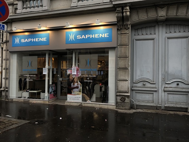 Local commercial  - 82m² - ST ETIENNE