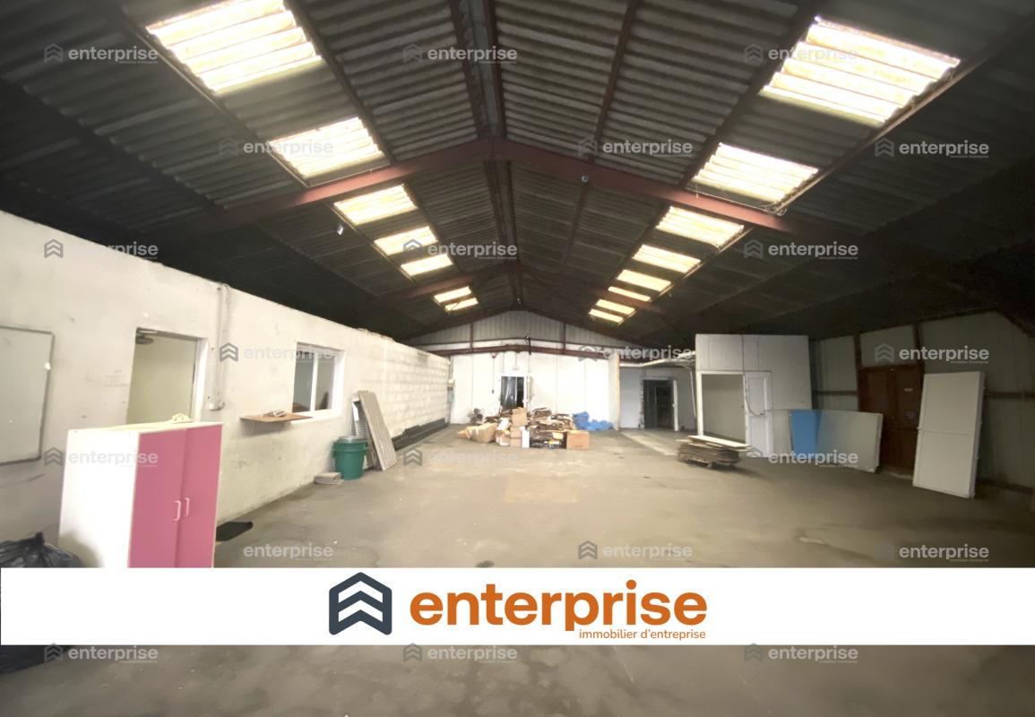 Local commercial  - 647m² - PONT STE MAXENCE