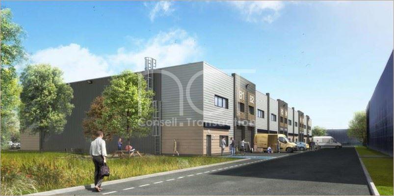 Local industriel  - 687m² - BUSSY ST GEORGES