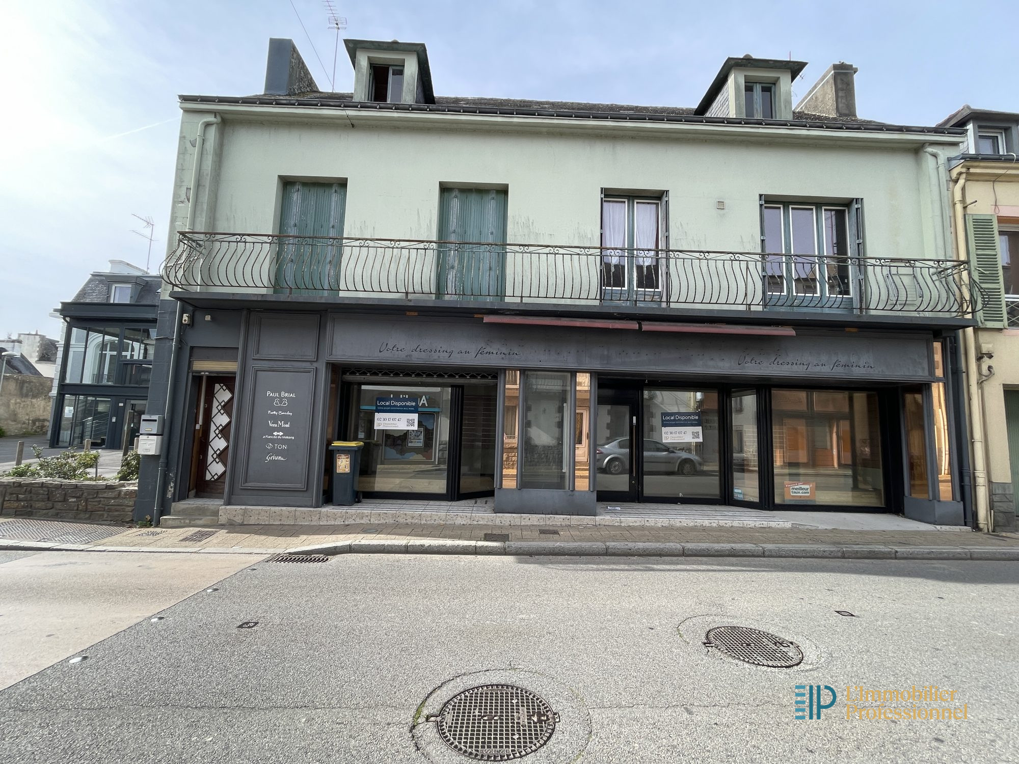 Local commercial  - 146m² - PLOUAY