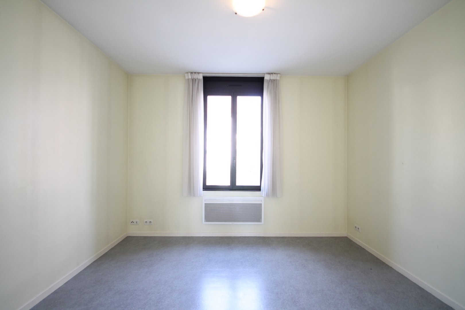 Appartement 1 pièce - 24m² - GRENOBLE