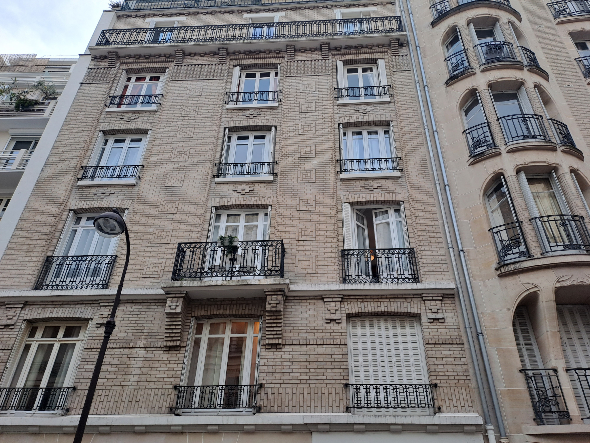 Appartement 4 pièces - 78m² - PARIS - 16ème