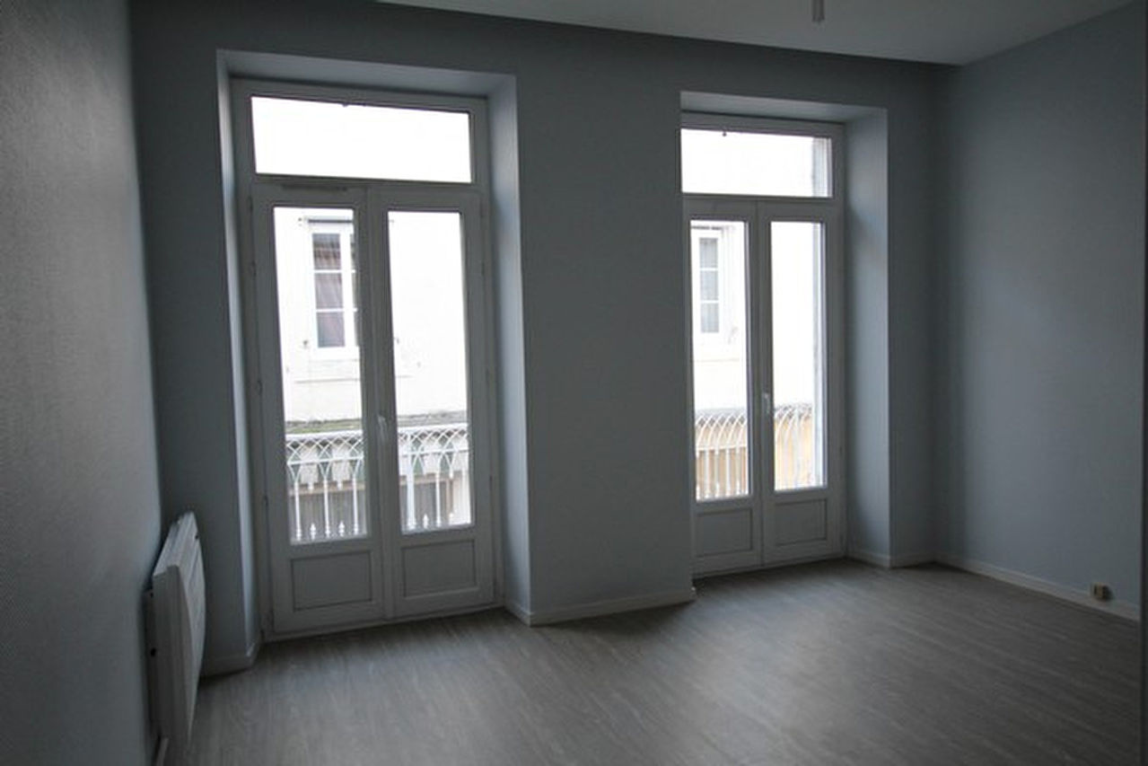 Appartement 1 pièce - 22m² - VILLENEUVE SUR LOT