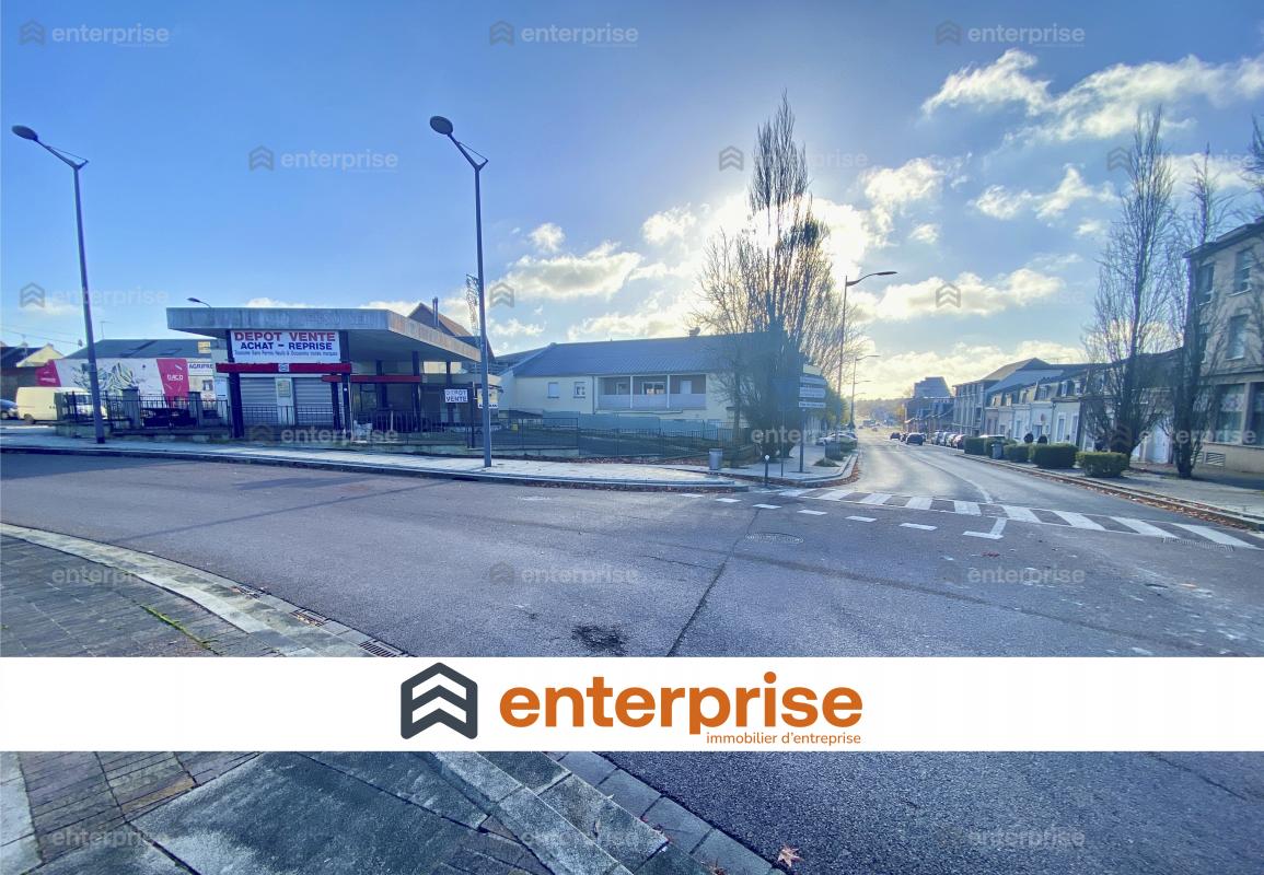 Local commercial  - 160m² - ST QUENTIN