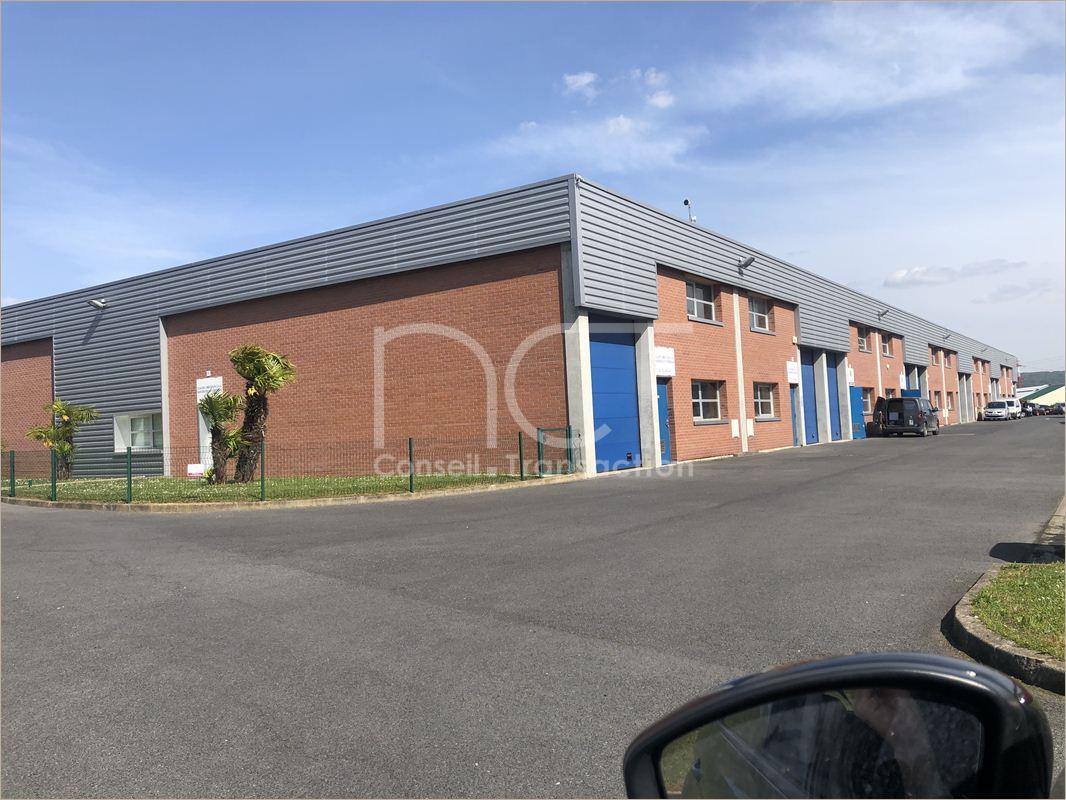 Local industriel  - 389m² - CHAMBLY