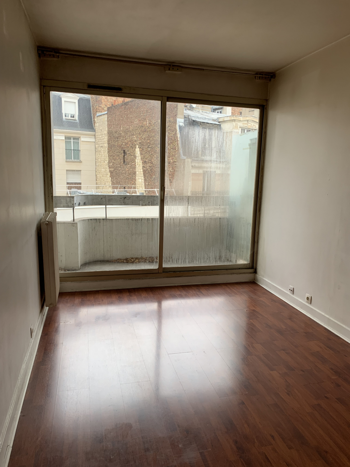 Appartement 1 pièce - 15m² - PARIS  - 15ème
