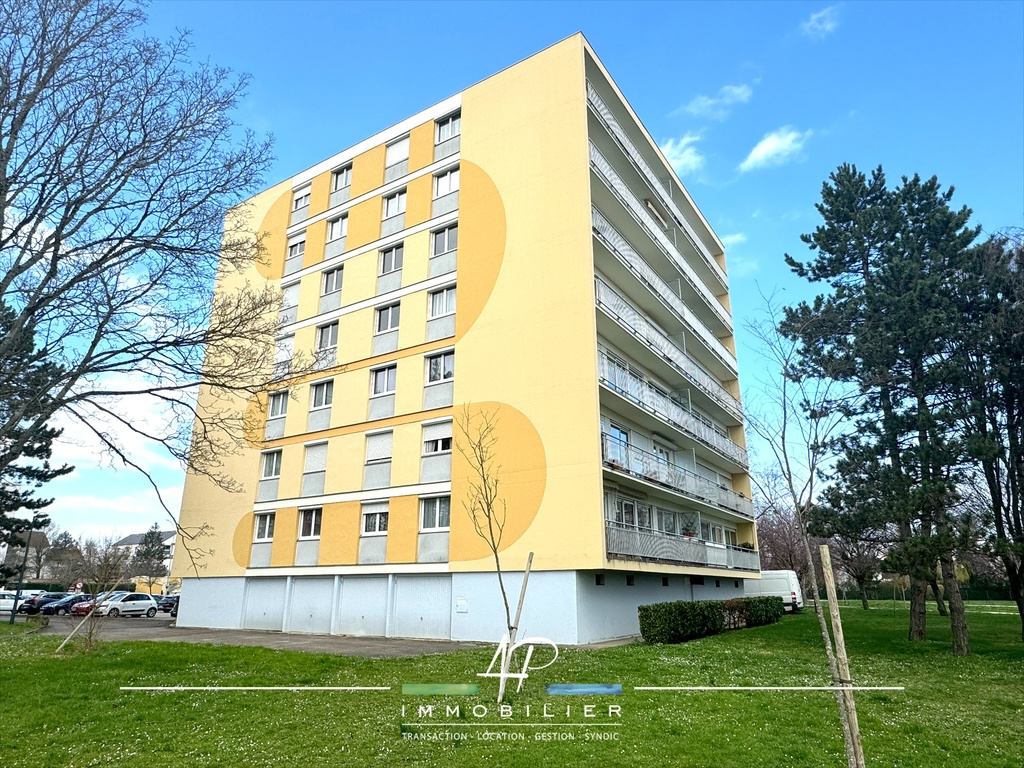 Appartement 5 pièces - 89m² - CHEVIGNY ST SAUVEUR