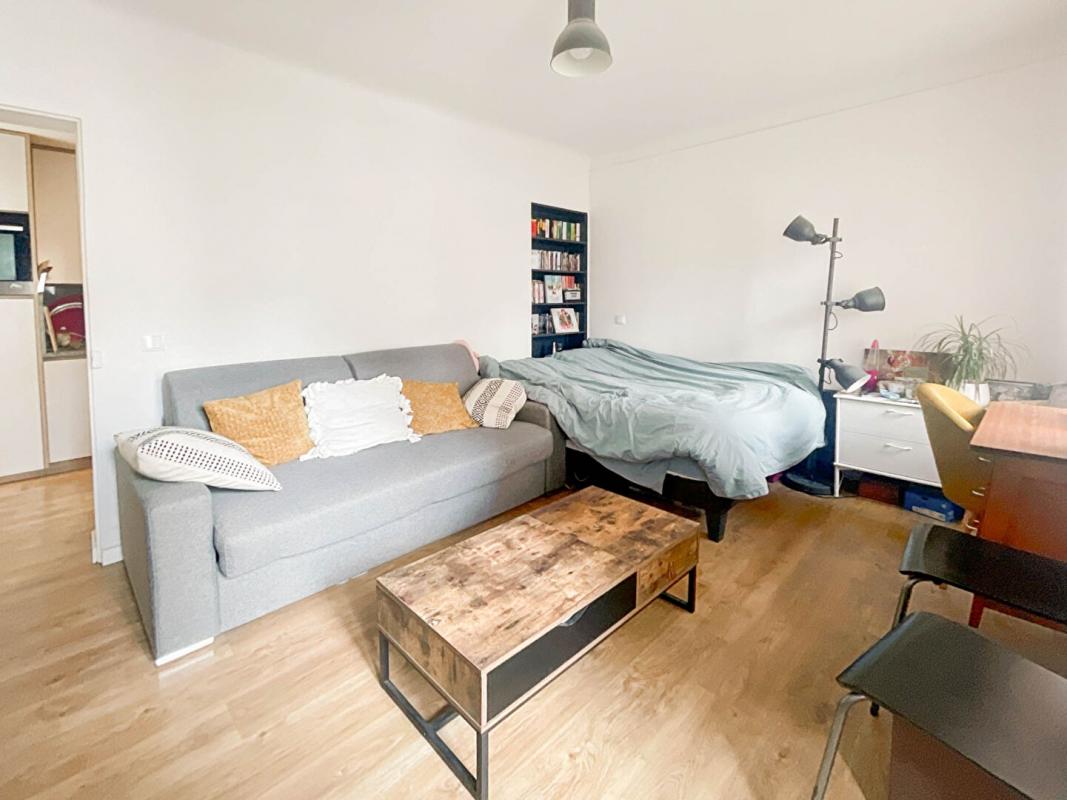 Appartement 1 pièce - 27m² - PARIS  - 18ème