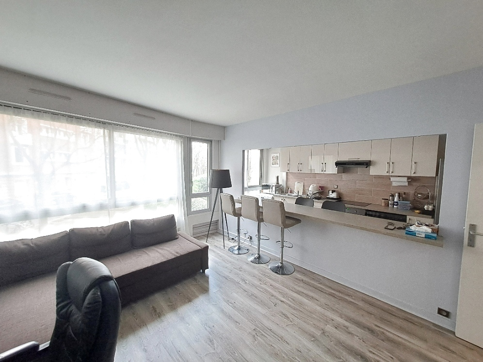 Appartement 3 pièces - 64m² - PARIS  - 15ème