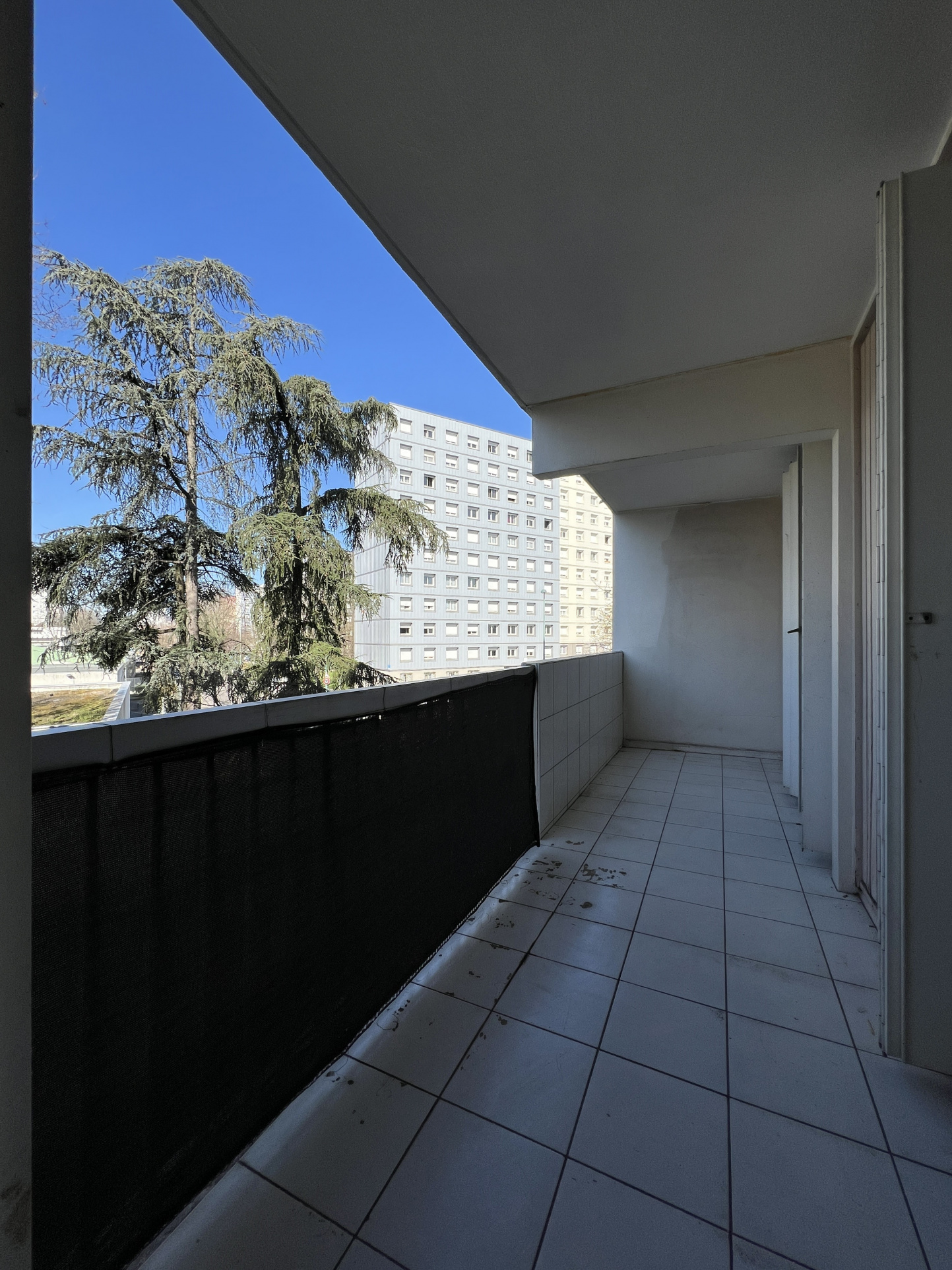 Appartement 5 pièces - 94m² - VAULX EN VELIN