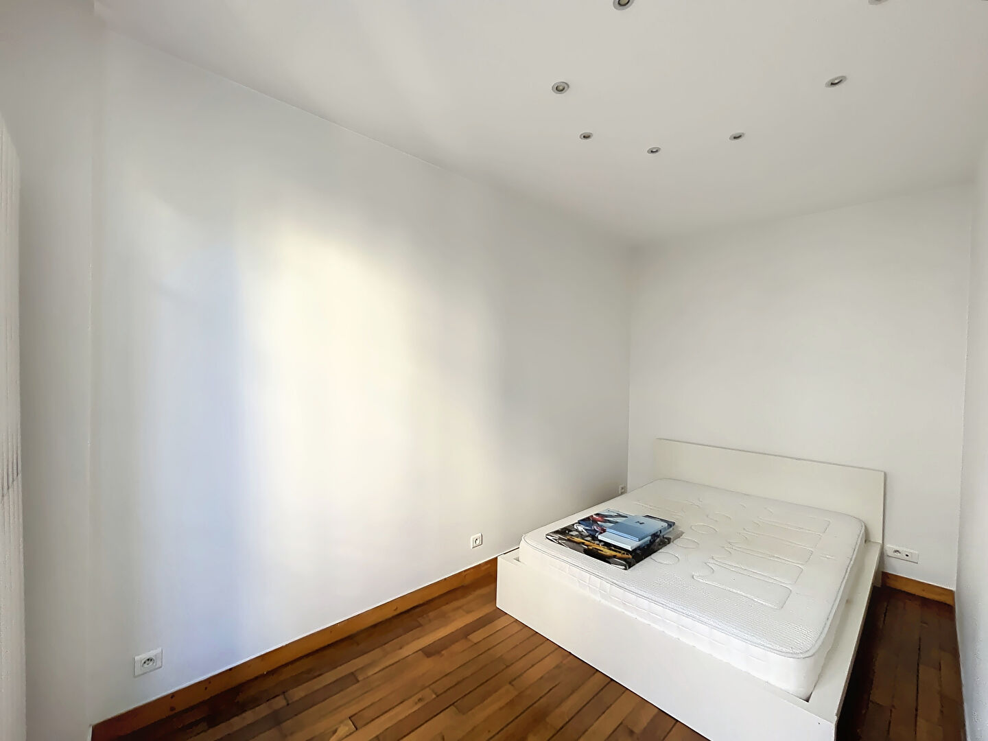 Appartement a louer courbevoie - 3 pièce(s) - 49 m2 - Surfyn