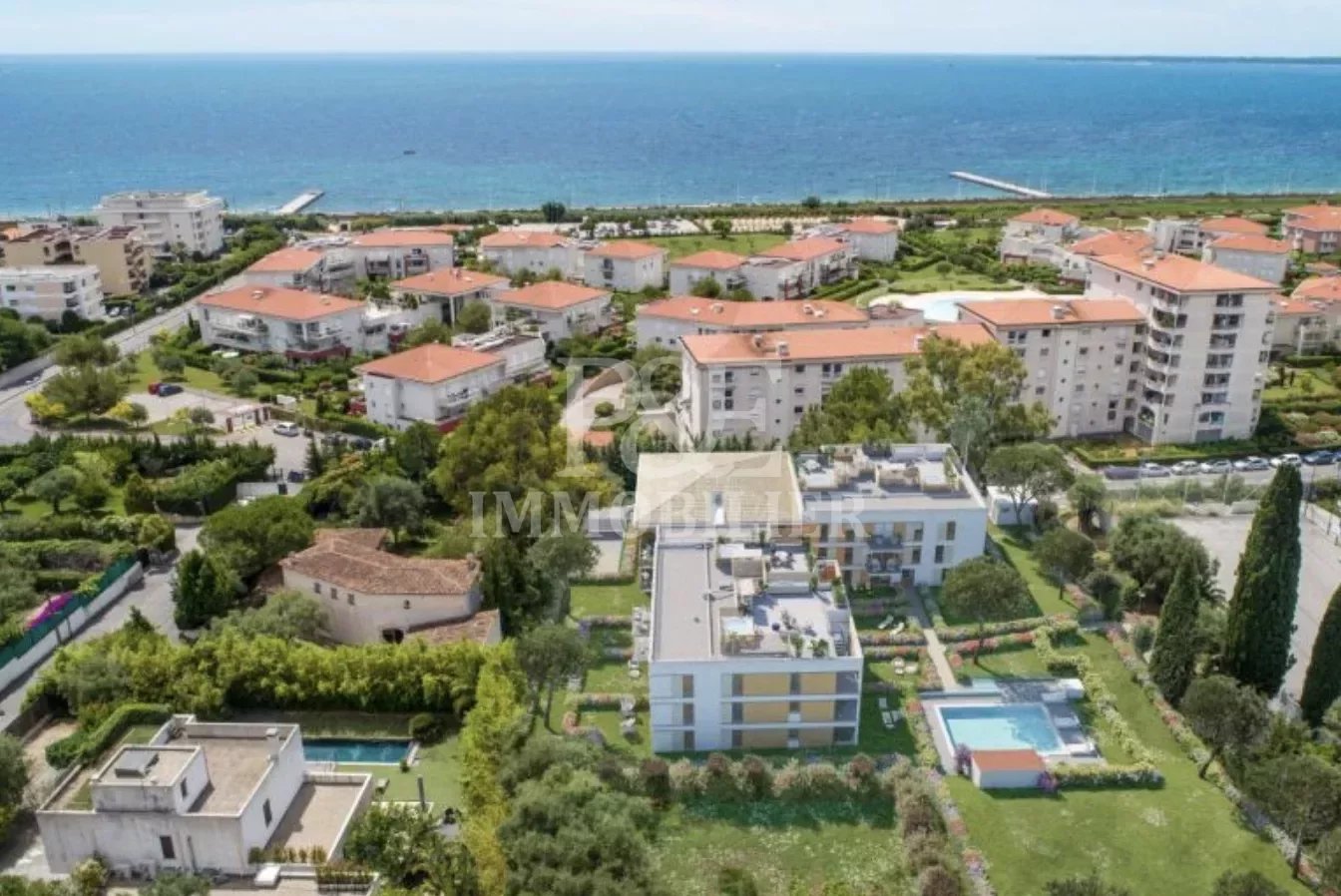 Appartement 5 pièces - 122m² - ANTIBES