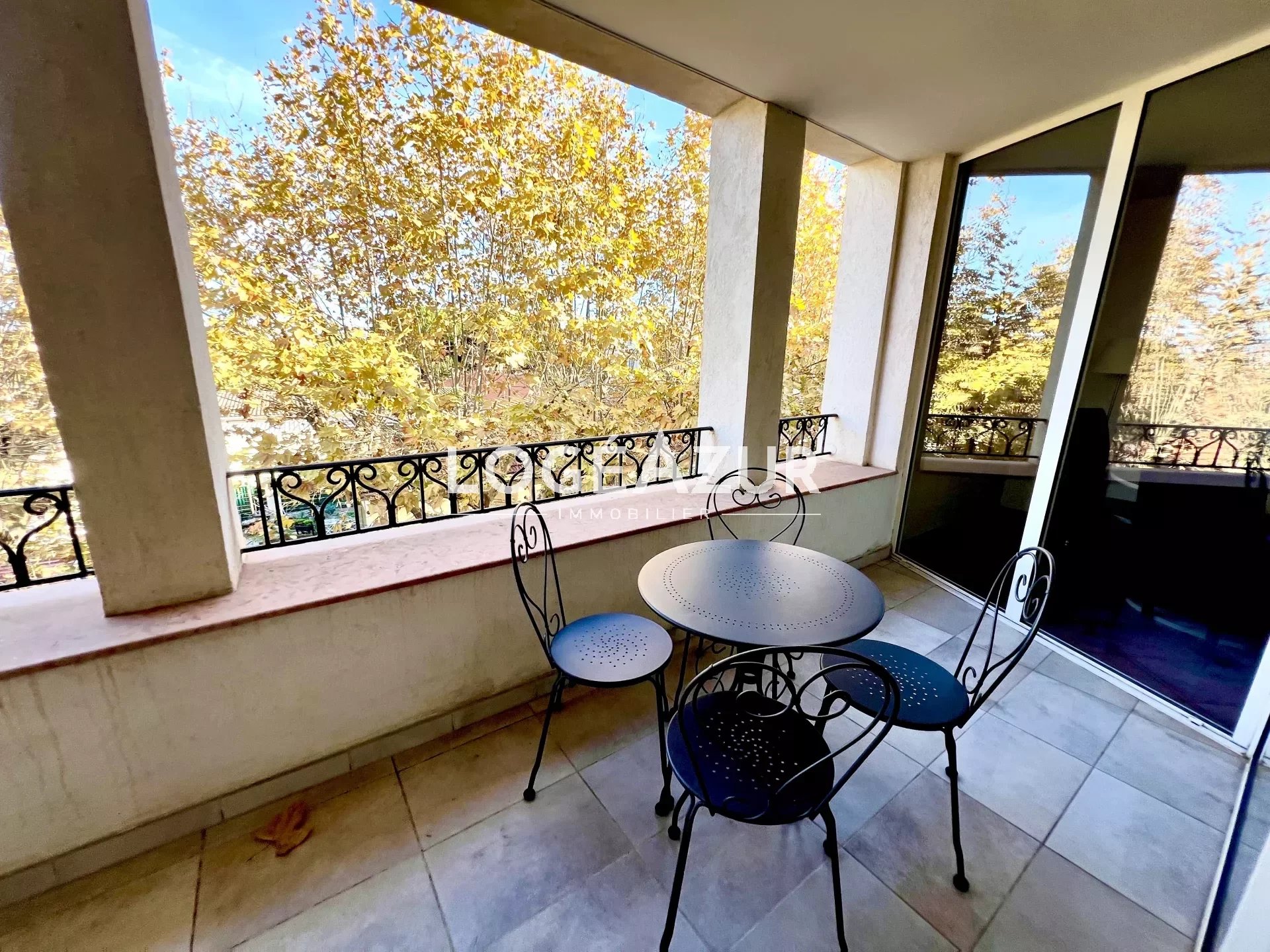 Appartement 3 pièces - 80m² - ANTIBES