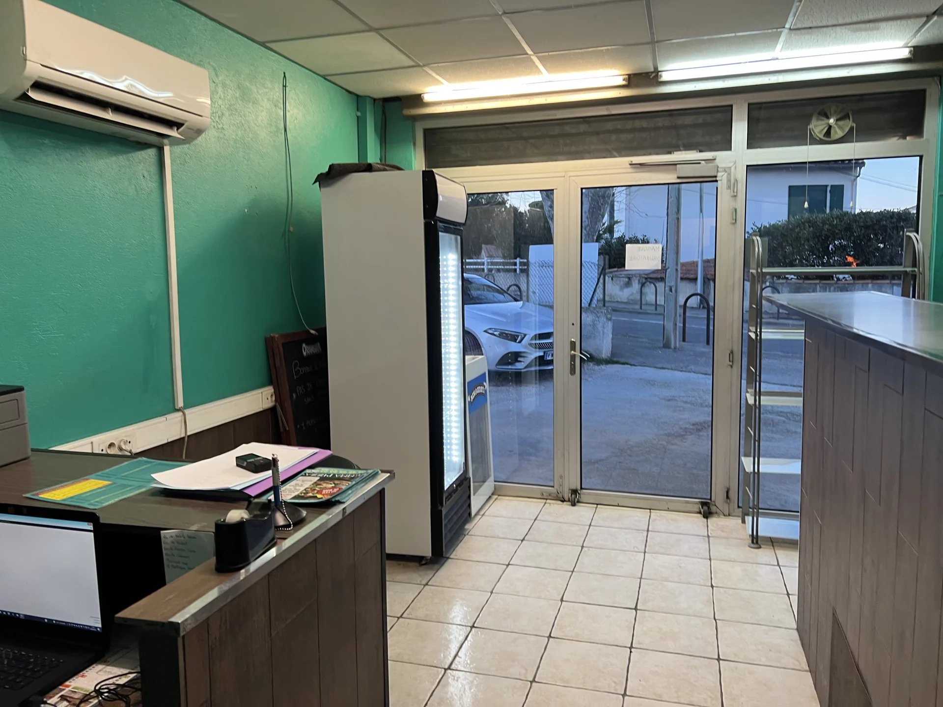 Local commercial  - 55m² - ISTRES