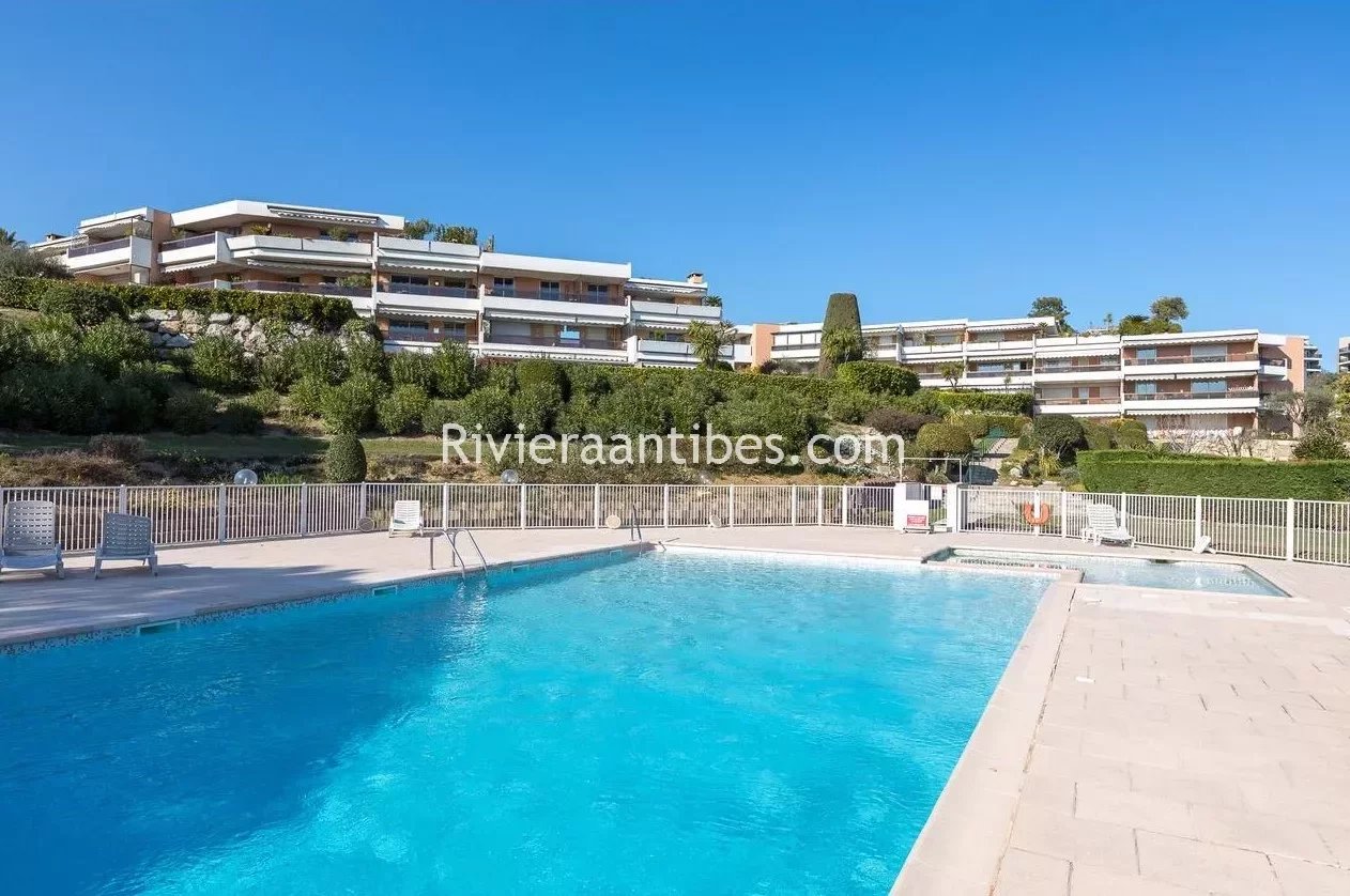 Appartement 3 pièces - 83m² - ANTIBES