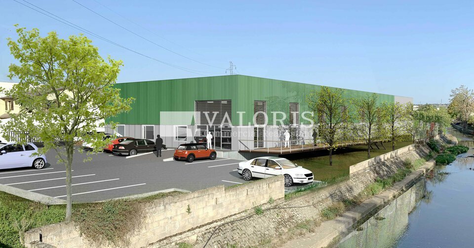 Local industriel  - 1 250m² - VILLEFRANCHE SUR SAONE