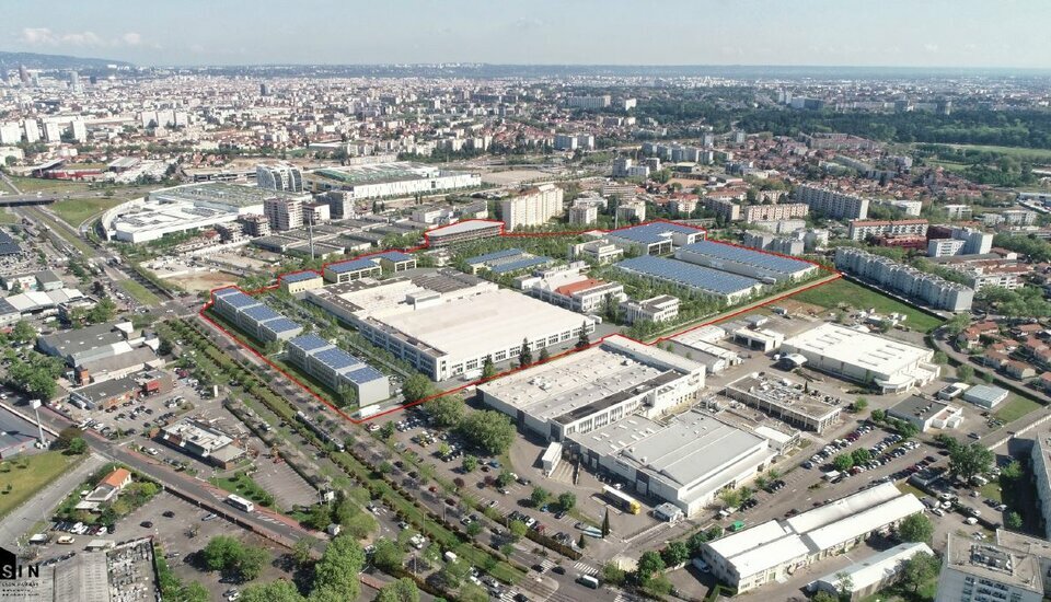 Local industriel  - 6 574m² - VENISSIEUX
