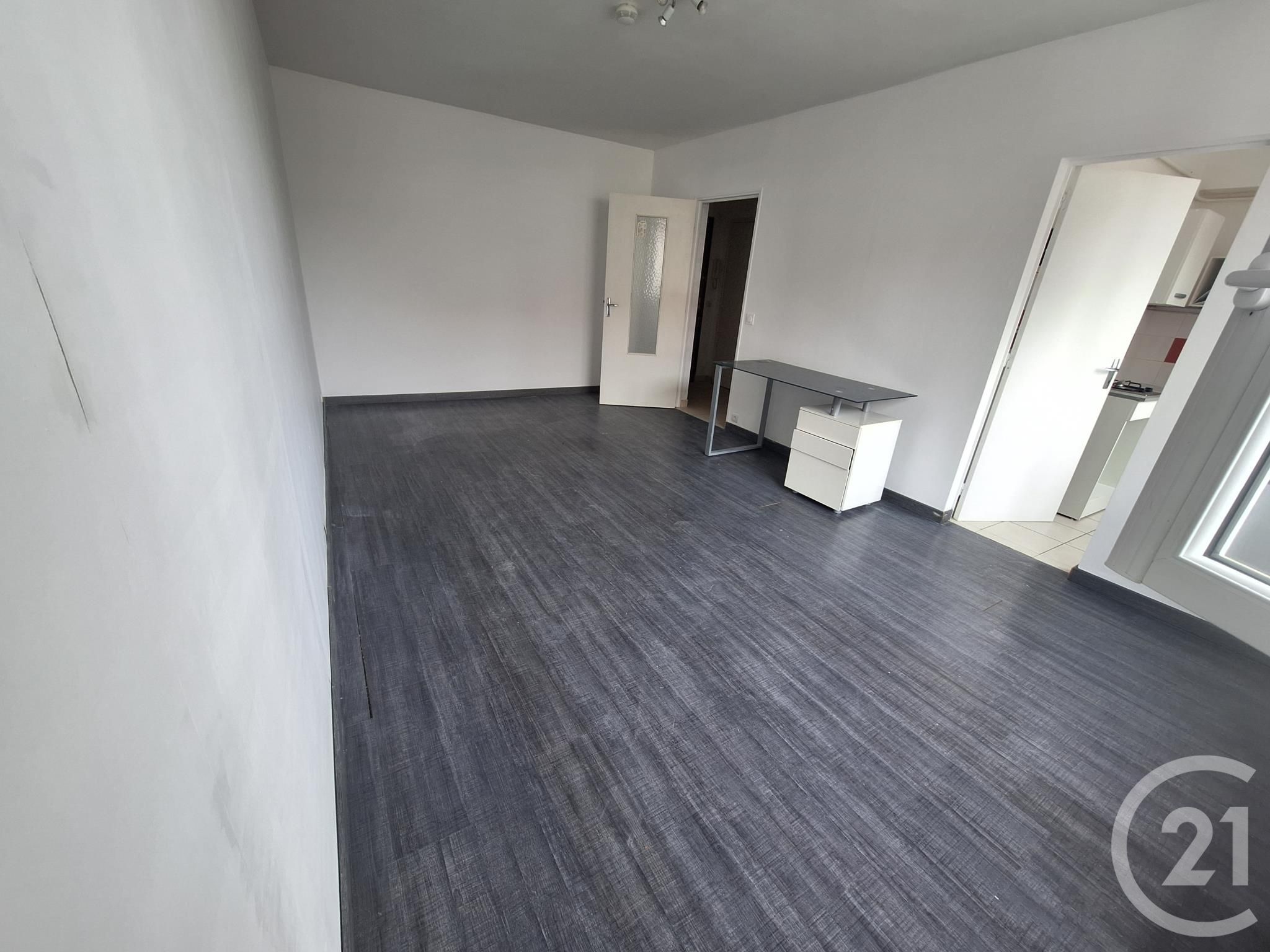 Appartement 1 pièce - 32m² - CHATEAUROUX