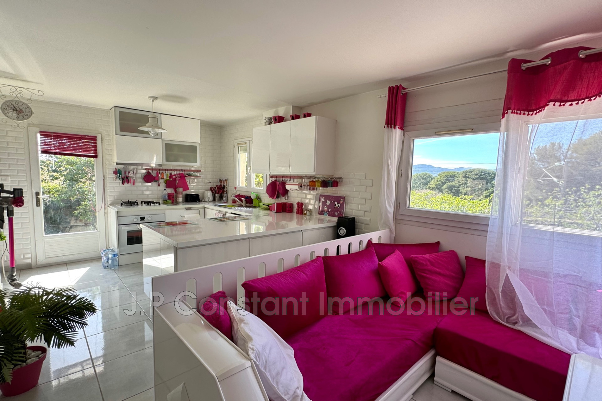 Maison 3 pièces - 60m² - LA CIOTAT