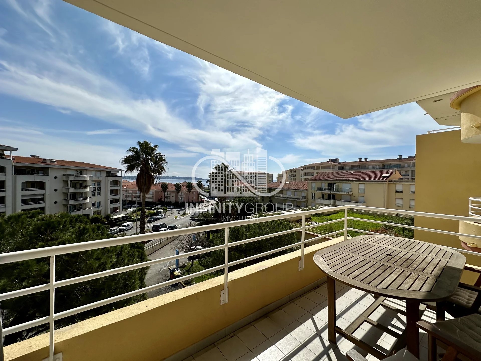 Appartement 2 pièces - 45m² - ANTIBES