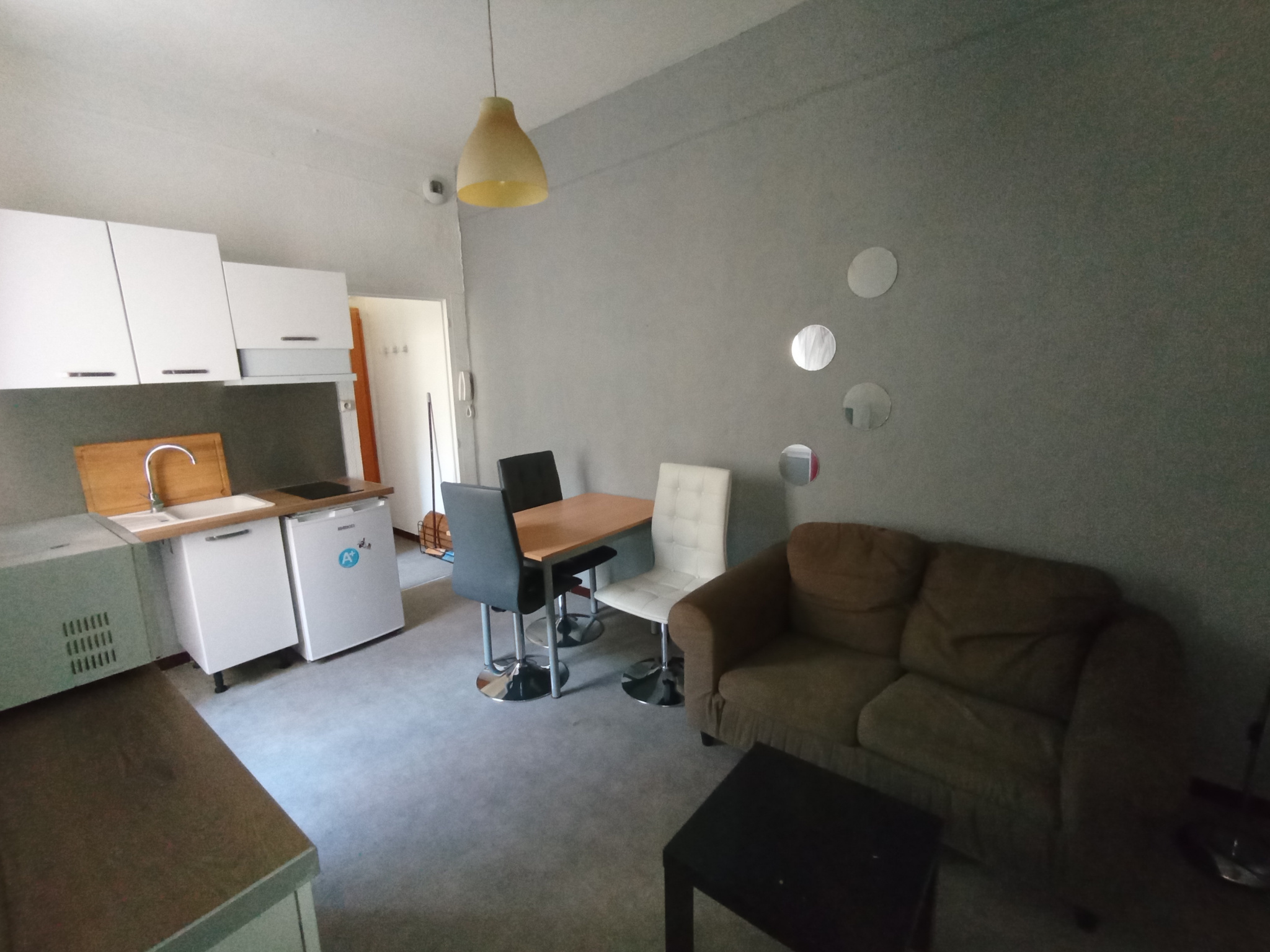 Appartement 1 pièce - 26m² - NIMES