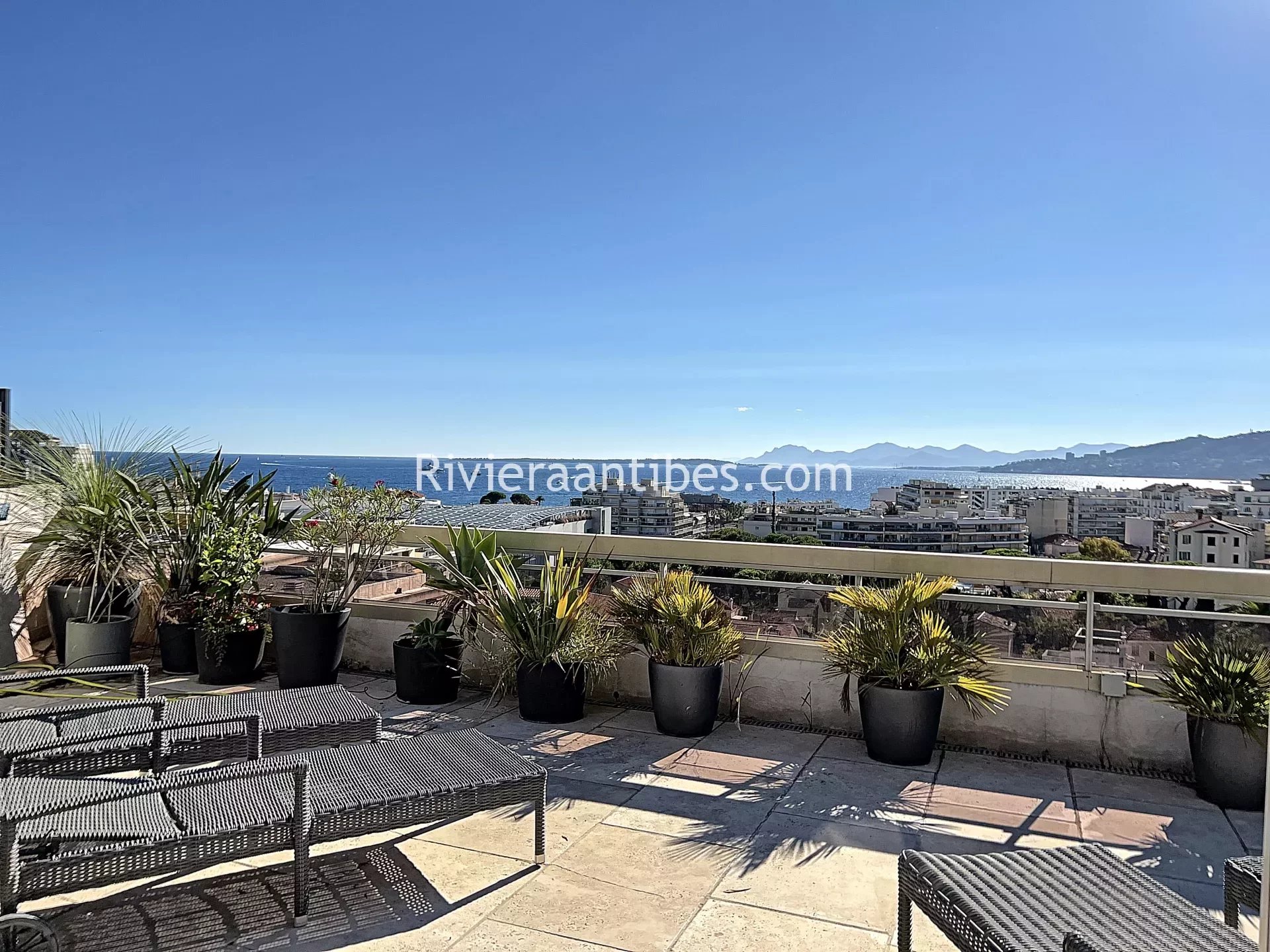 Appartement 5 pièces - 120m² - ANTIBES