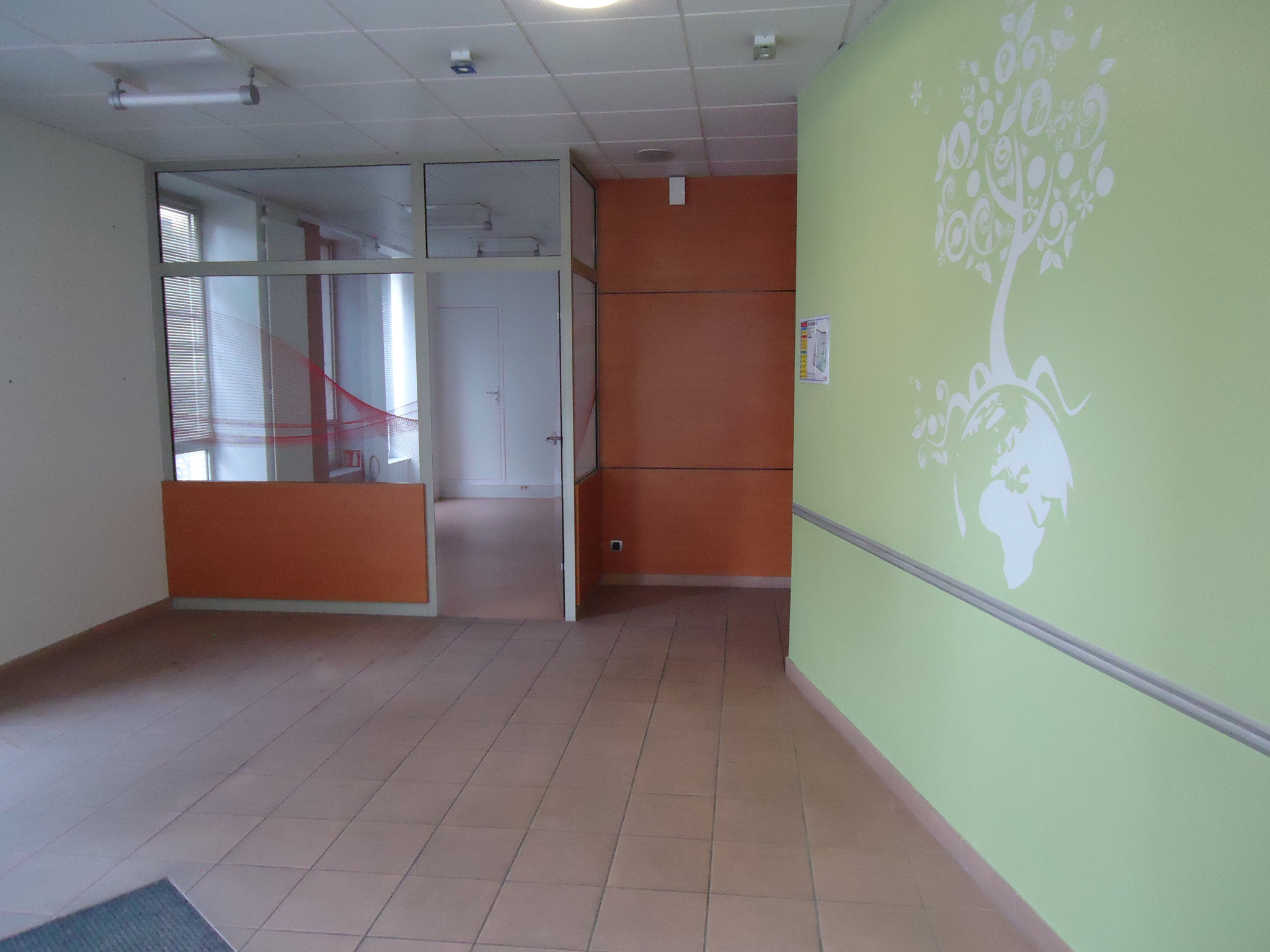 Local Professionnel  - 99m² - NEVERS